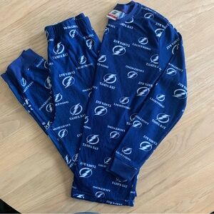 NHL Tampa Bay Lightning 2 piece pajama, youth large